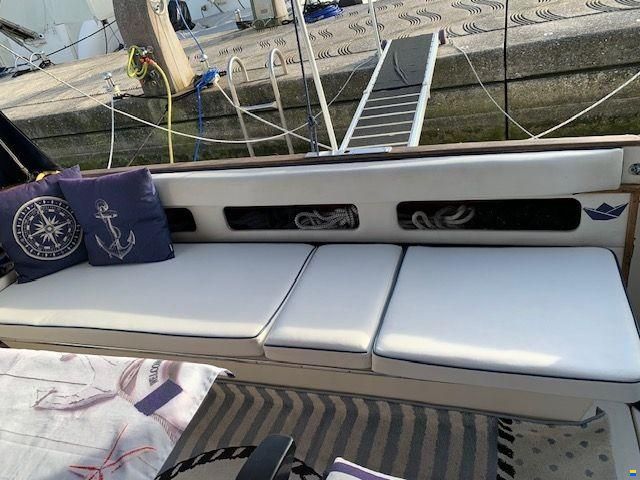 Sea Ray 34