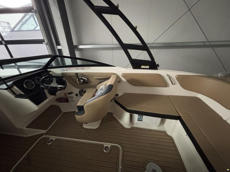 Sea Ray 210 SPOE