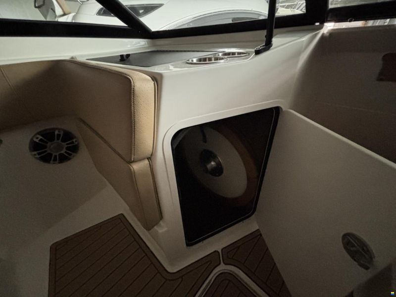 Sea Ray 210 SPOE