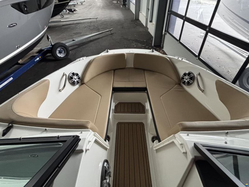 Sea Ray 210 SPOE