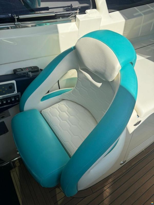Atlantis 55