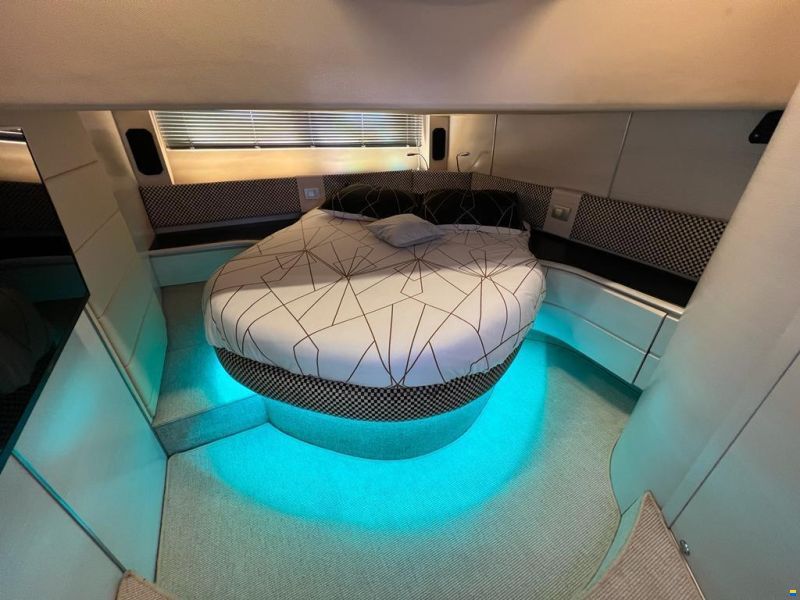 Atlantis 55