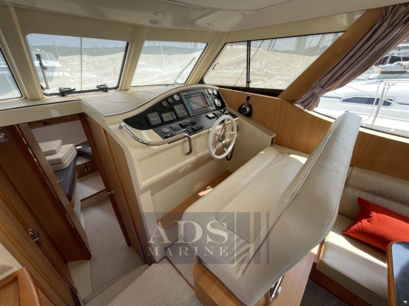 Greenline 33 - Volvo Penta D3-220