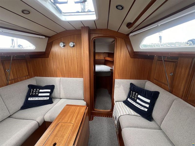 Hallberg-Rassy 340