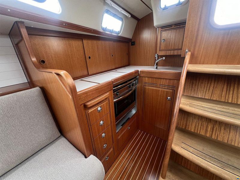 Hallberg-Rassy 340