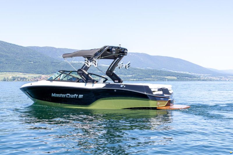 MasterCraft XT22T | 2023 | Noir & Vert