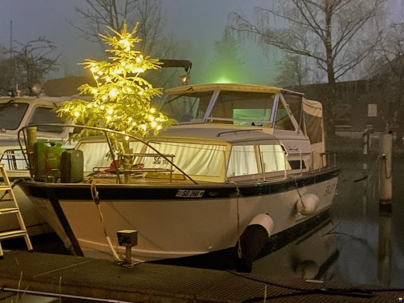 Chris Craft Cavallier D 30