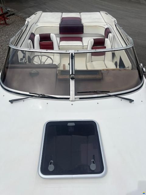 Sea Ray 260 Overnighter