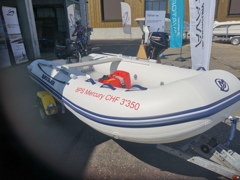Quicksilver 320 AirDeckWhite