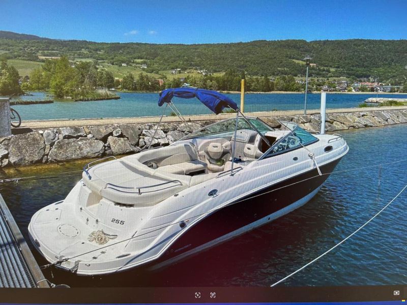 Chaparral 255 SSI