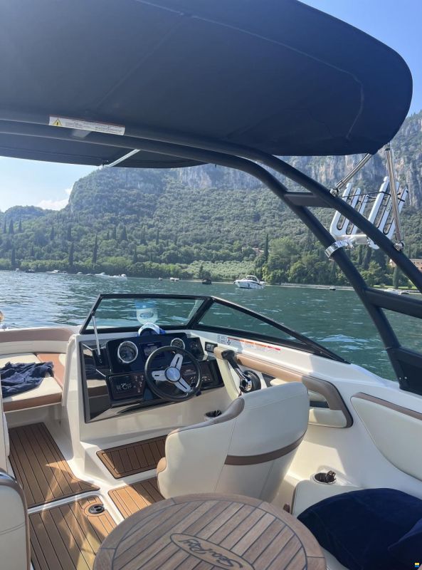 Sea Ray Spx 210/21