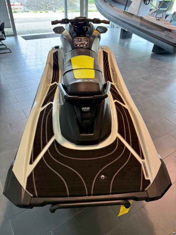 Yamaha WaveRunner GP HO