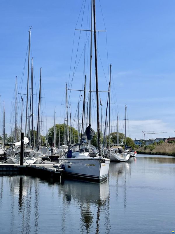 Hanse Yachts AG 348