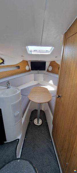 Coral 750 Sport Cruiser