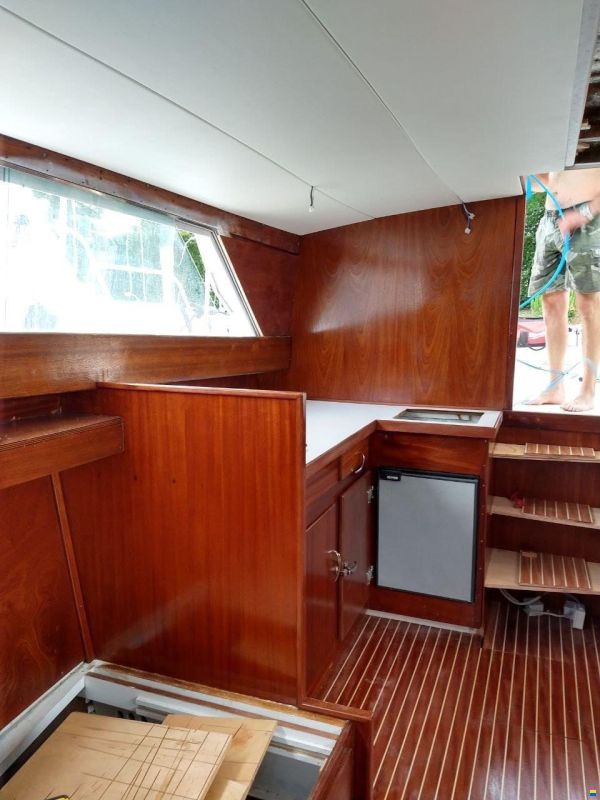 Chris Craft 31 COMMANDER