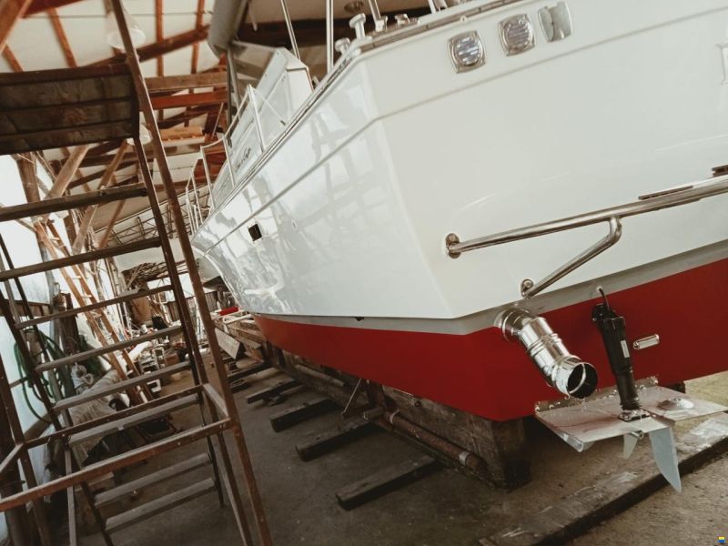 Chris Craft 31 COMMANDER