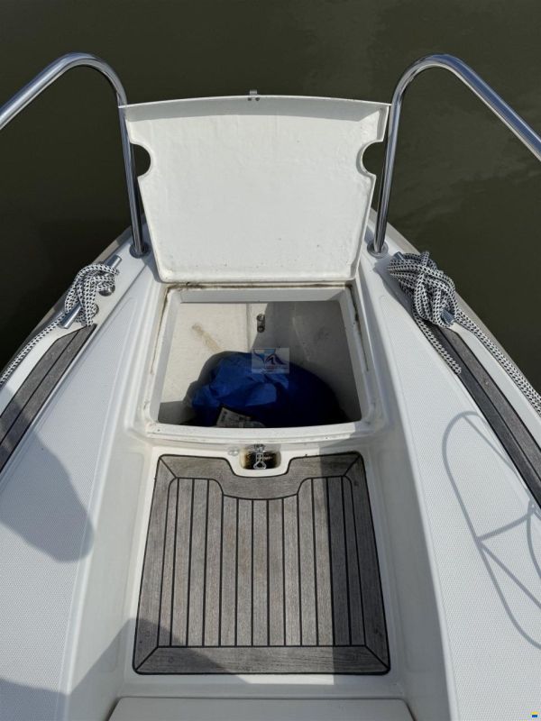 Aquador 23 DC