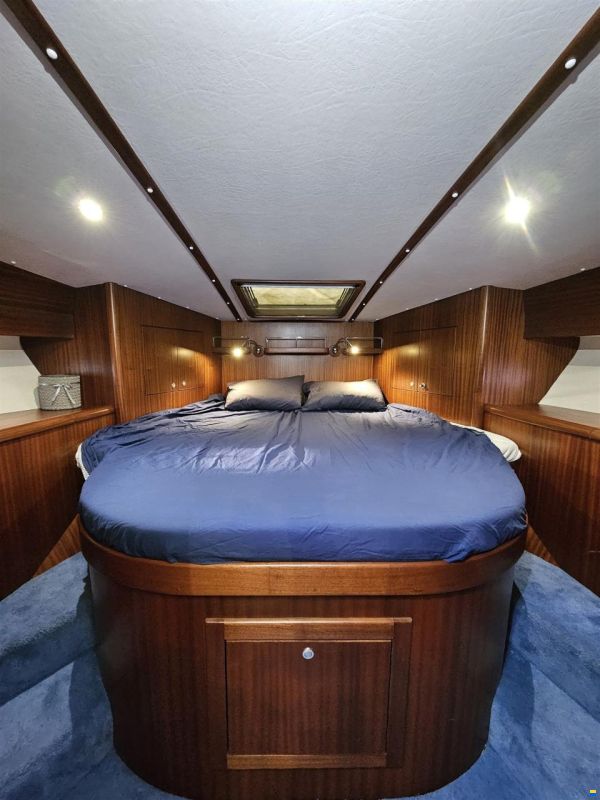 Galeon 380 FLY