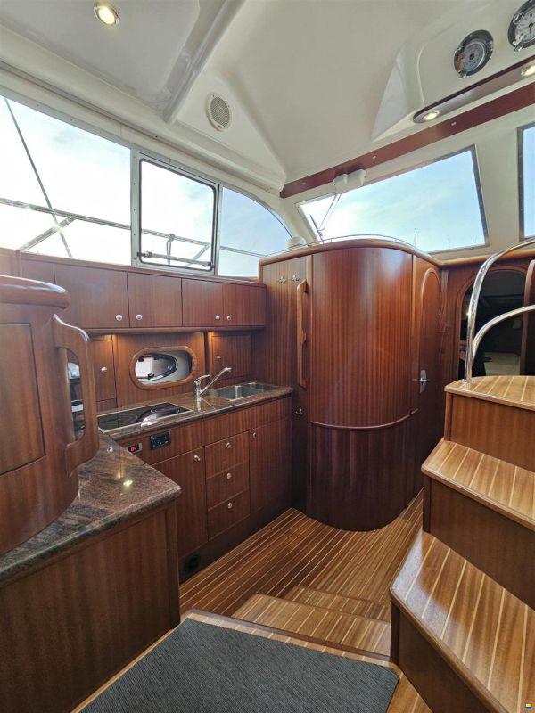 Galeon 380 FLY