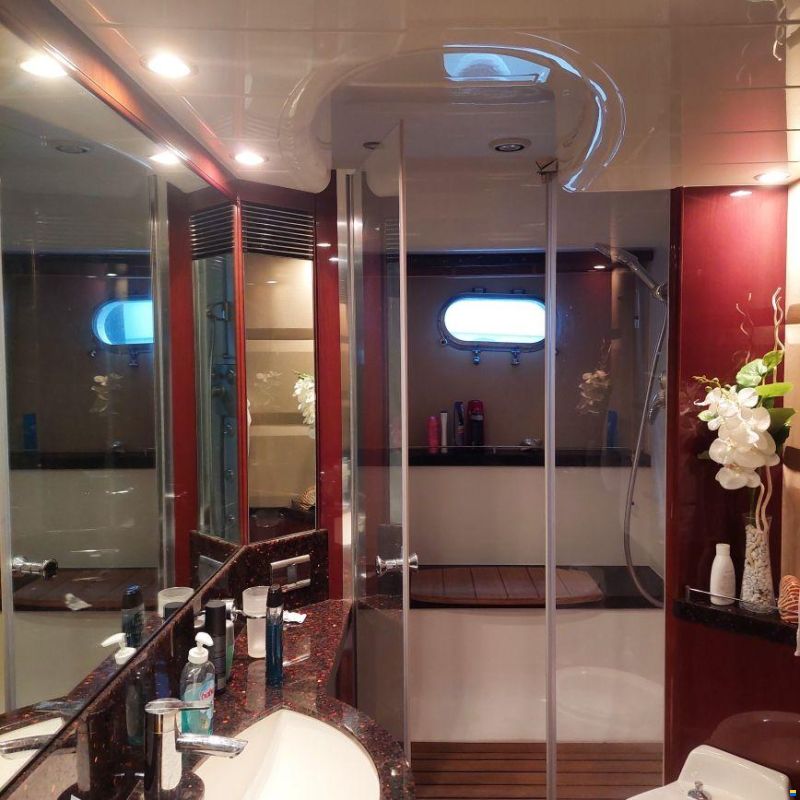 Princess 21M