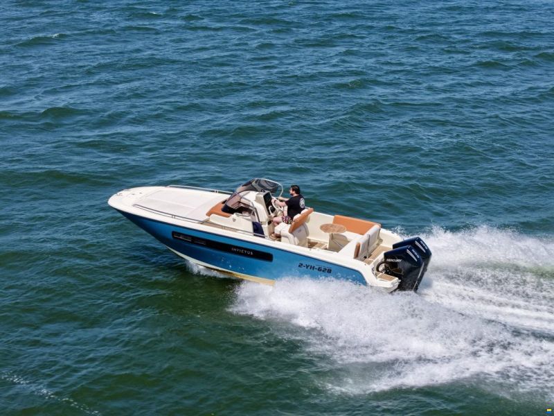 Invictus 270 CX