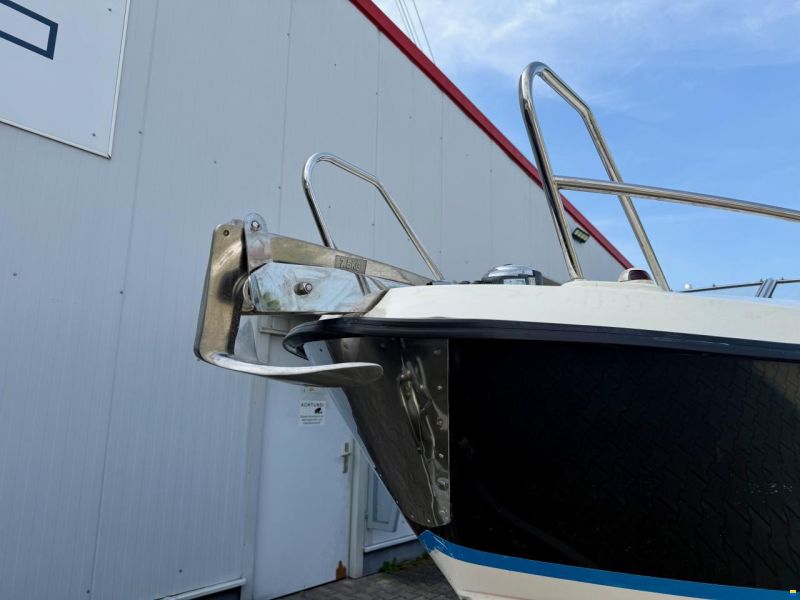 Quicksilver Activ 645 Cruiser