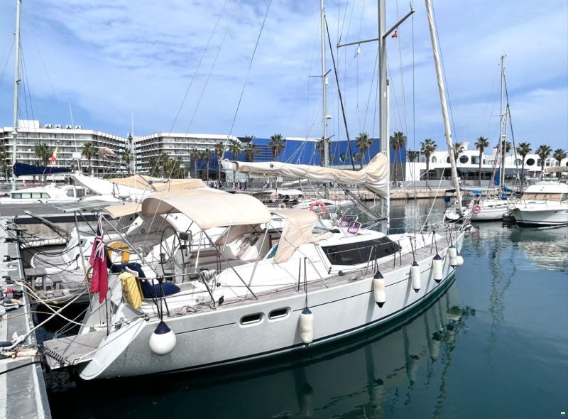 Wauquiez 40 Pilot Saloon