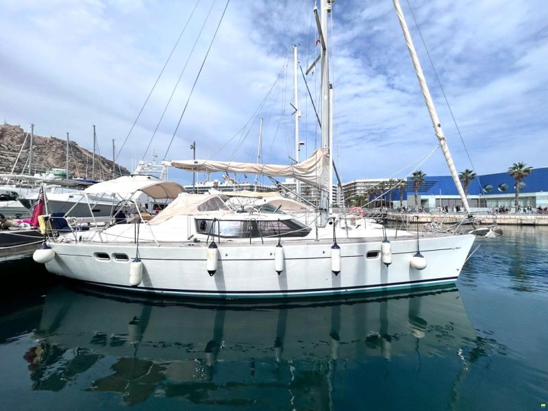 Wauquiez 40 Pilot Saloon