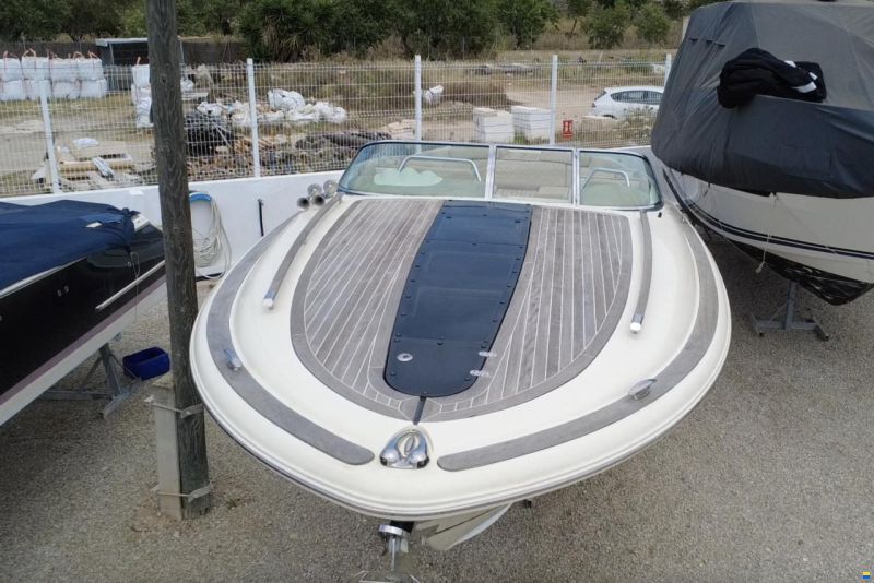 Chris Craft Corsair 32