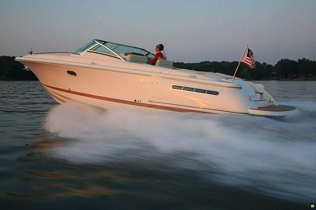 Chris Craft Corsair 32