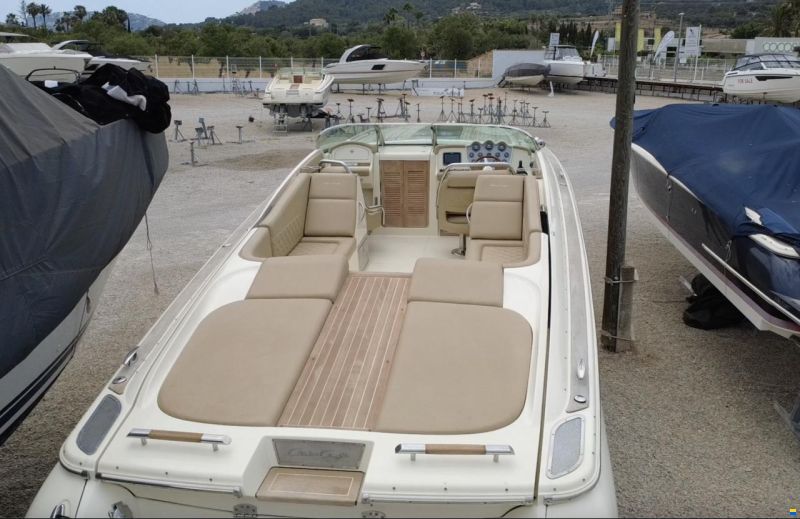 Chris Craft Corsair 32
