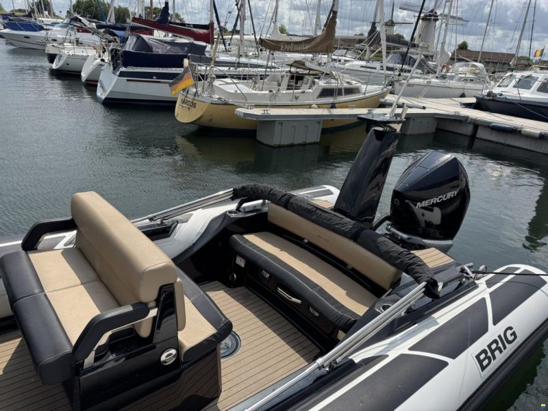 Brig Inflatable Boats Eagle 8