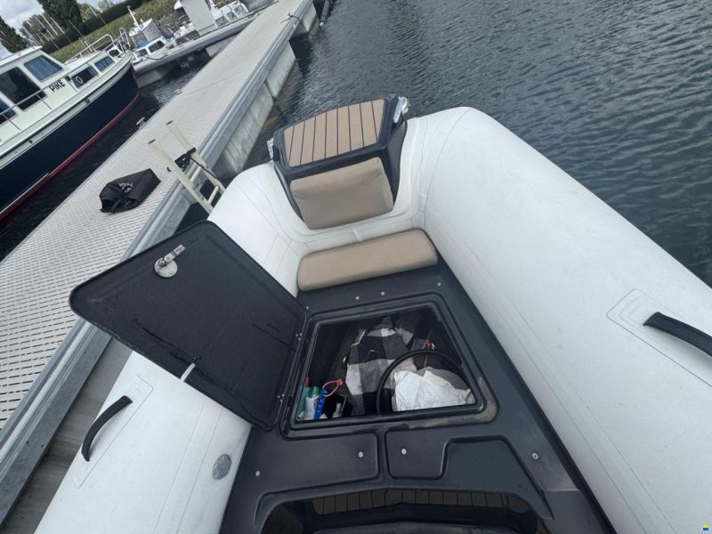 Brig Inflatable Boats Eagle 8