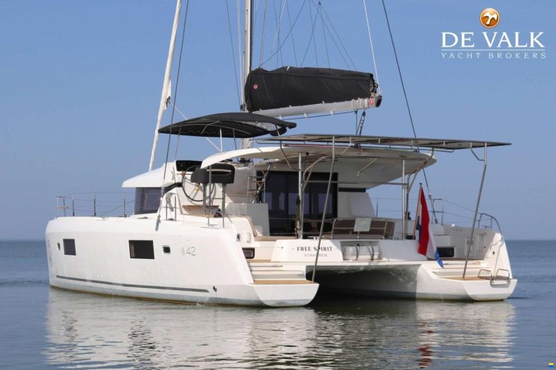 Lagoon 42