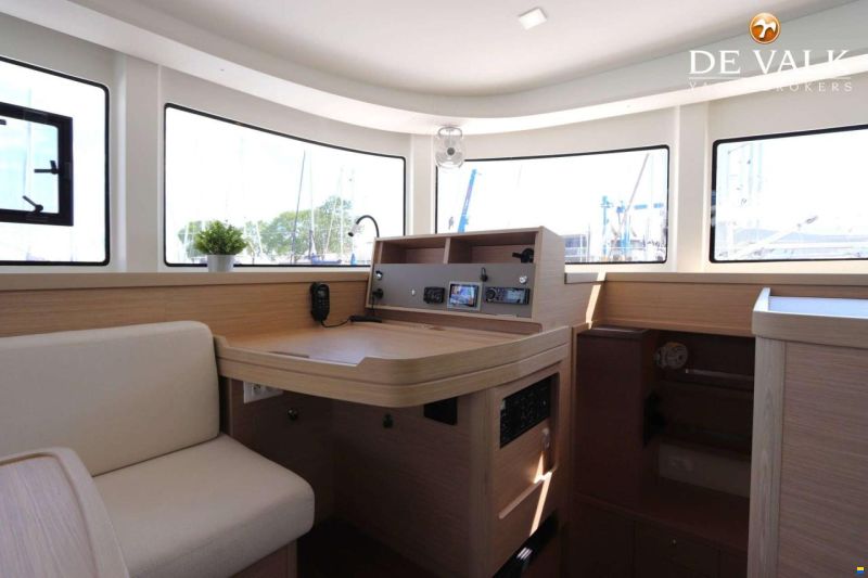 Lagoon 42