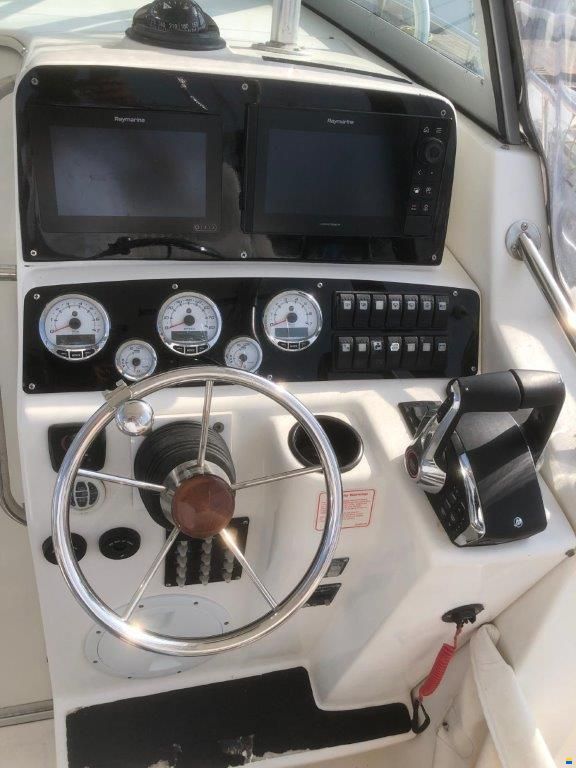 Boston Whaler 28 OUTRAGE