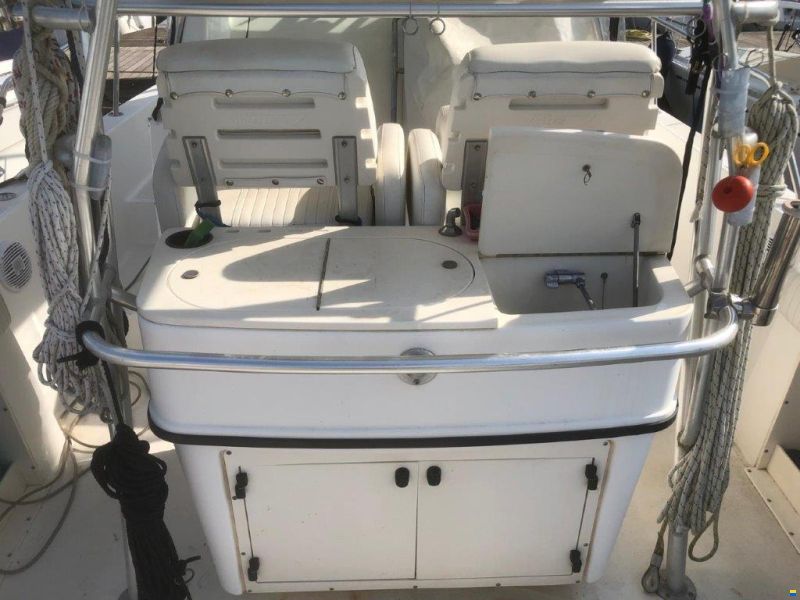 Boston Whaler 28 OUTRAGE