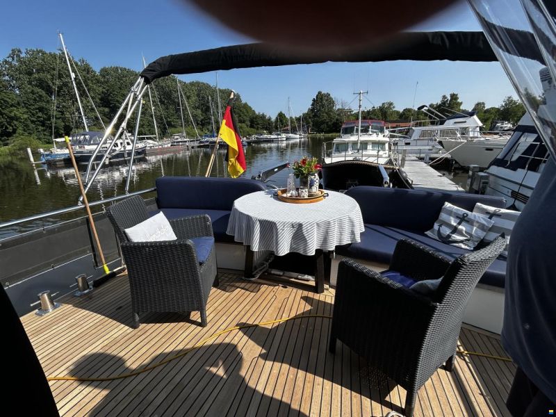 Wim van der Valk Superfalcon 45