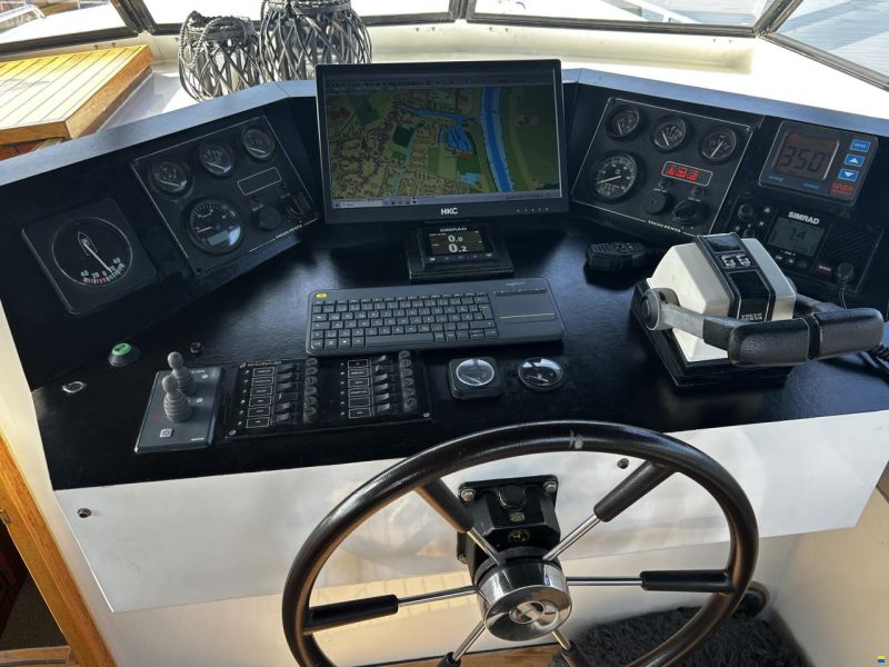 Wim van der Valk Superfalcon 45