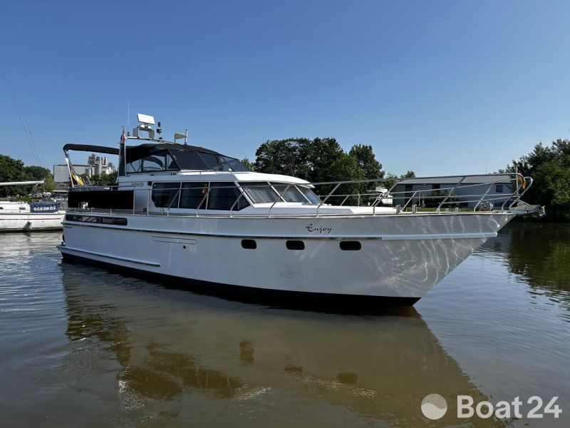 Wim van der Valk Superfalcon 45