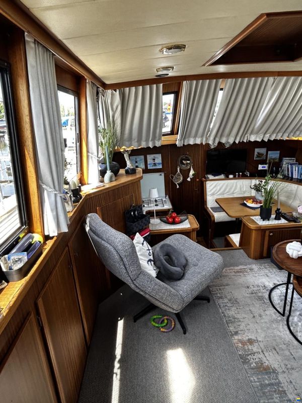 Wim van der Valk Superfalcon 45