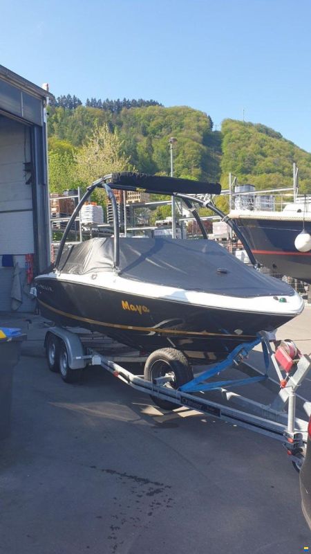 Regal 1900 BOWRIDER MIT TOWER