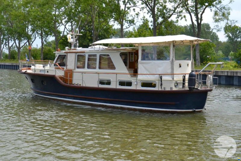 Classic Cruiser 14 23