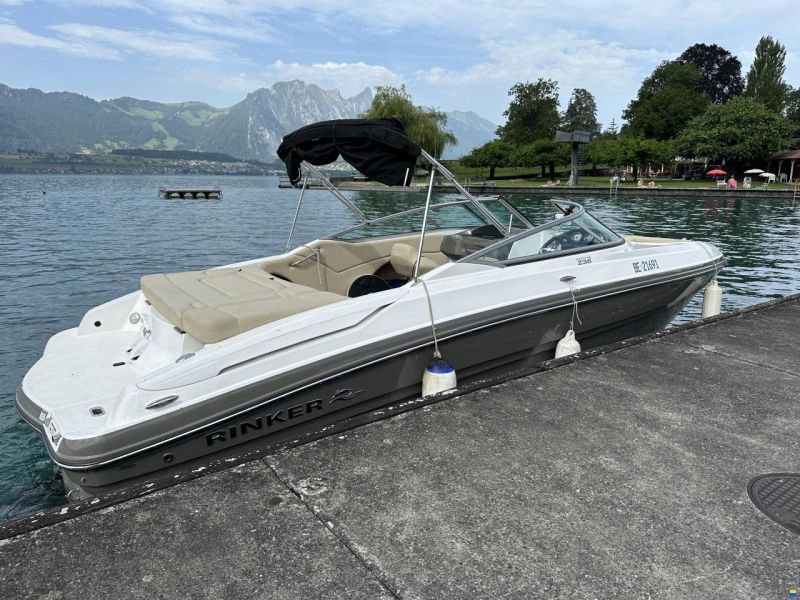 Rinker Captiva 236 BR 2015 Top-Zustand