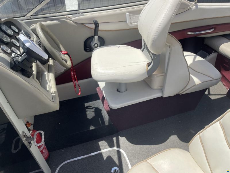 Maxum 2000 SCL