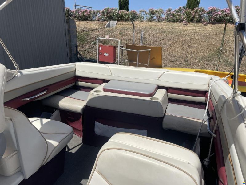 Maxum 2000 SCL
