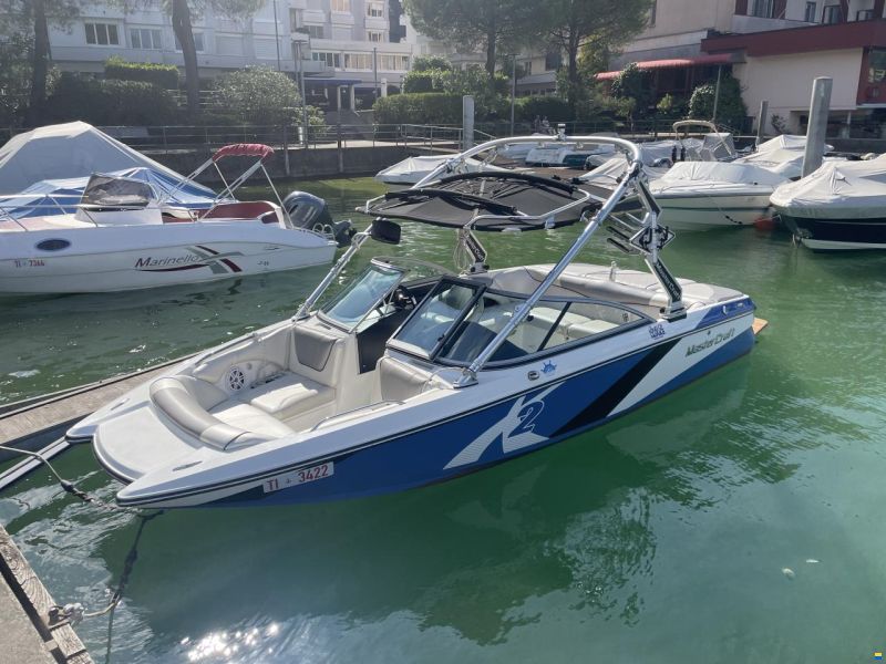 MasterCraft X2