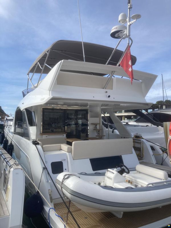 HanseYachts AG, SEALINE F530