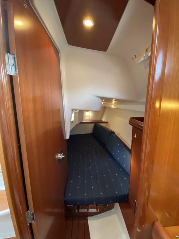 Beneteau Oceanis Clipper 323