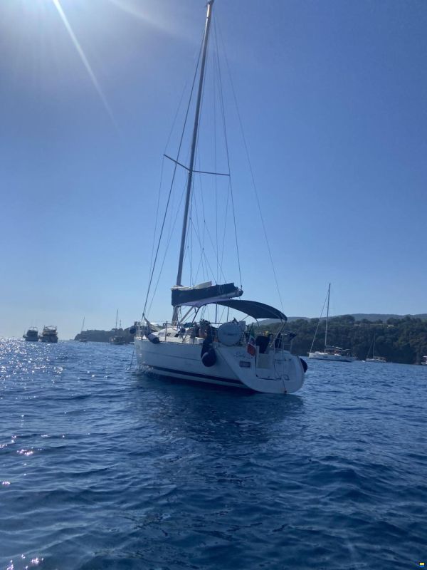 Beneteau Oceanis Clipper 323